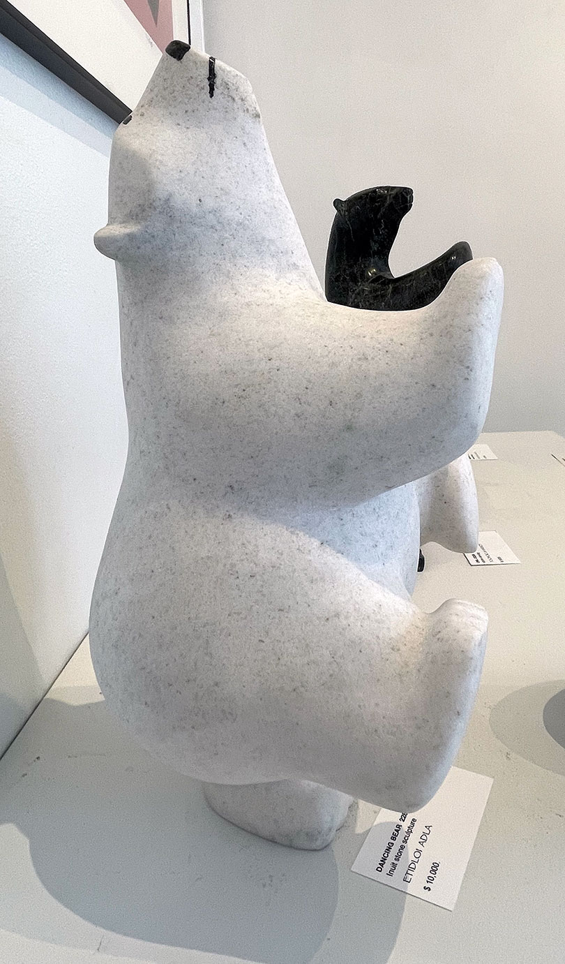 Dancing Bear 22889